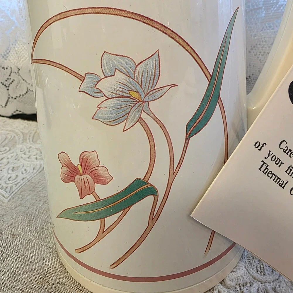 Vtg Sango Thermal Carafe 10in Cream Floral Glass Lined Vacuum Insulated Pitcher